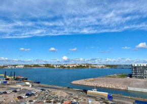 Goldfinger yksiö merinäköalalla 7 krs